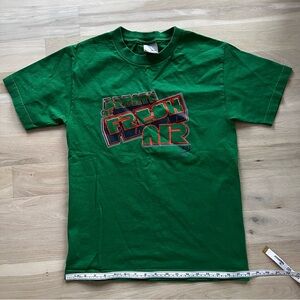 Nike t shirt
Size small men’s